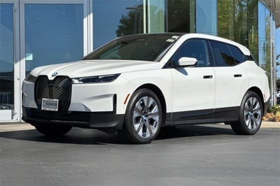 2025 BMW iX xDrive50