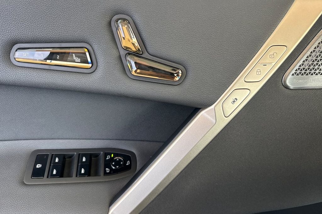 2023 BMW iX xDrive50