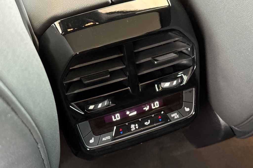 2023 BMW iX xDrive50