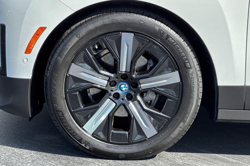 2023 BMW iX xDrive50