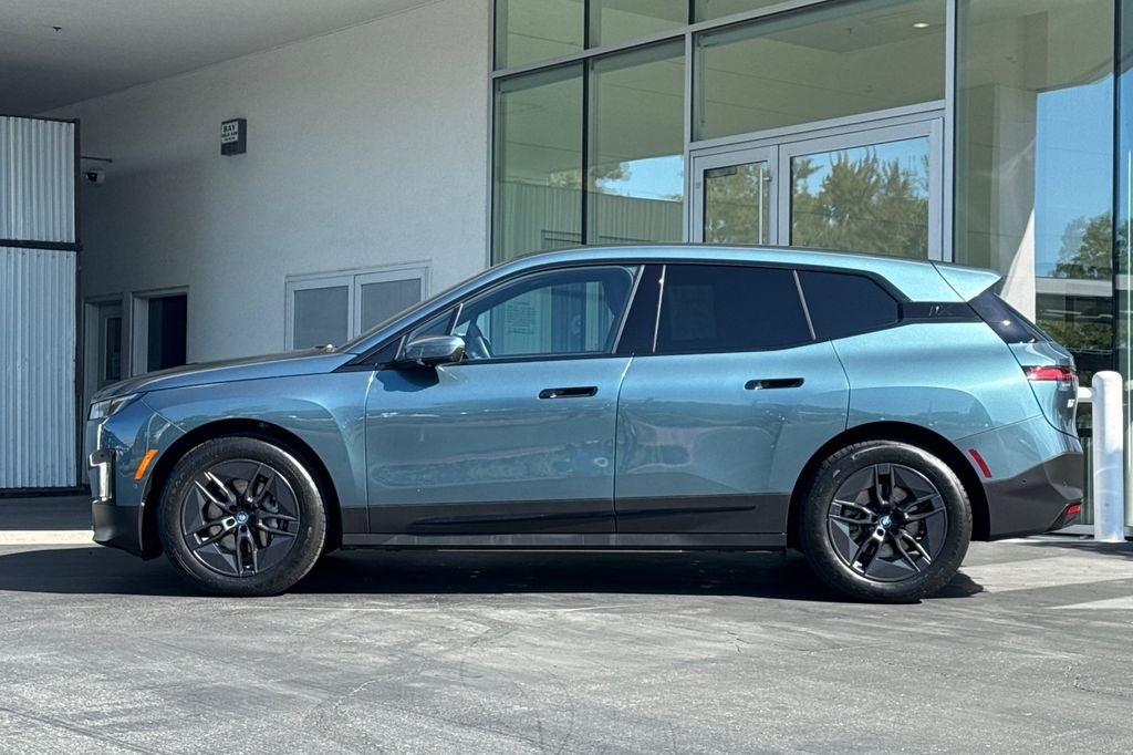 2023 BMW iX xDrive50