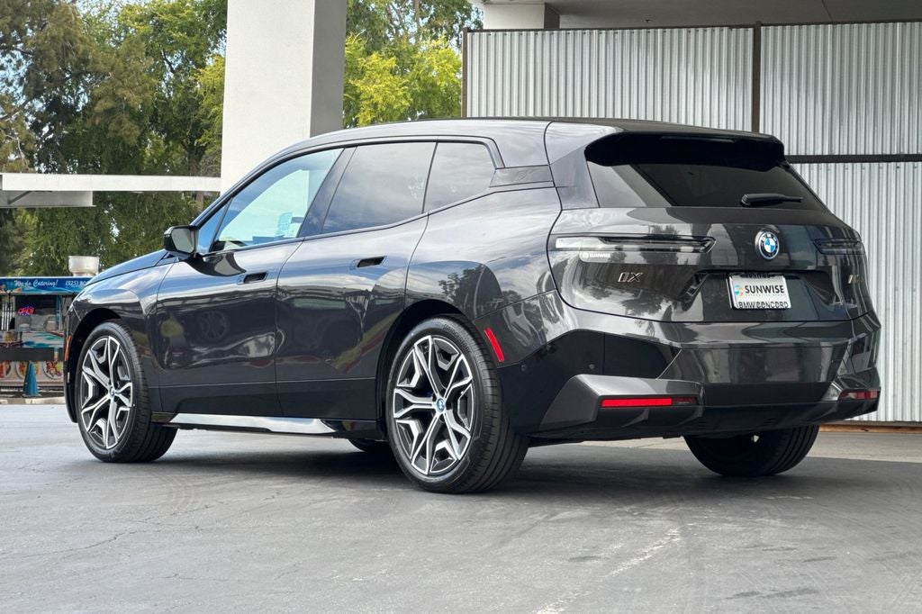2023 BMW iX M60