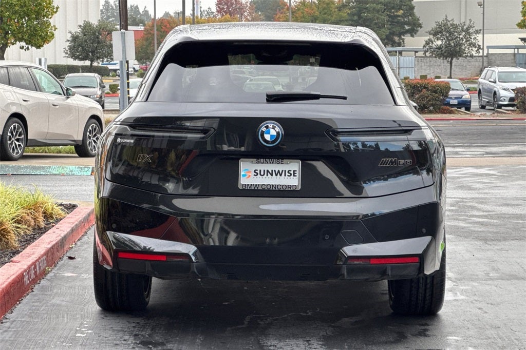 2023 BMW iX M60