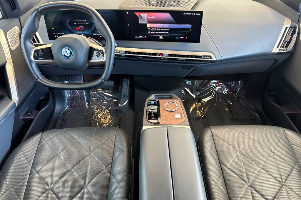2023 BMW iX M60