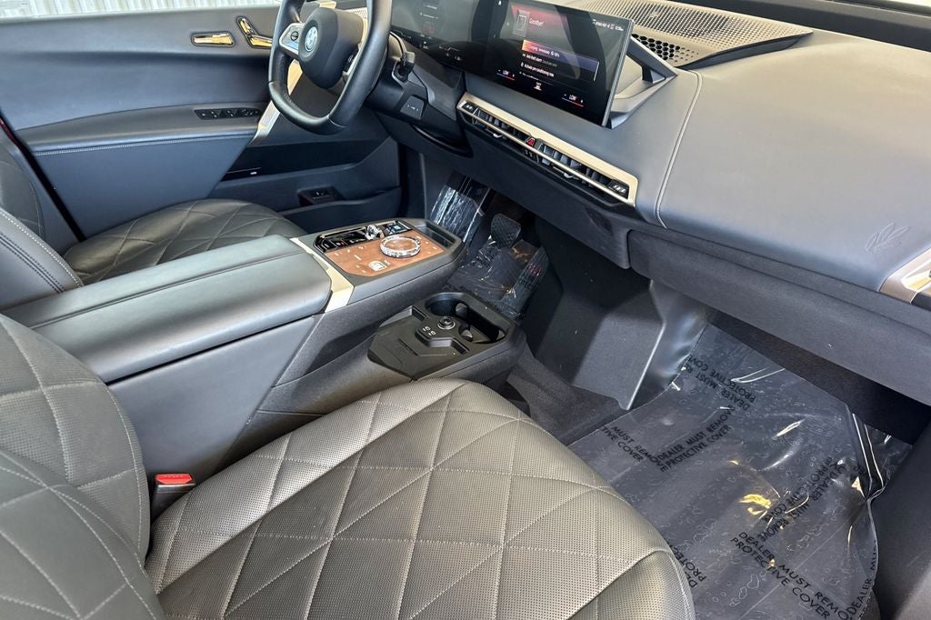 2023 BMW iX M60