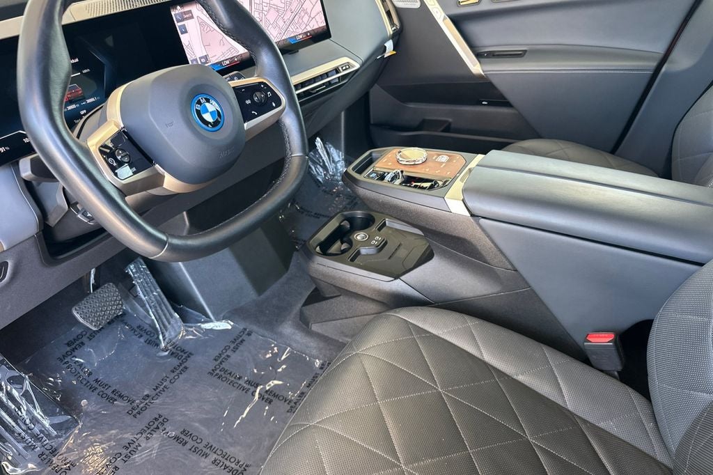 2023 BMW iX M60