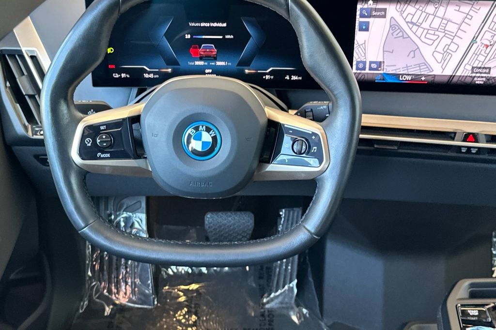 2023 BMW iX M60