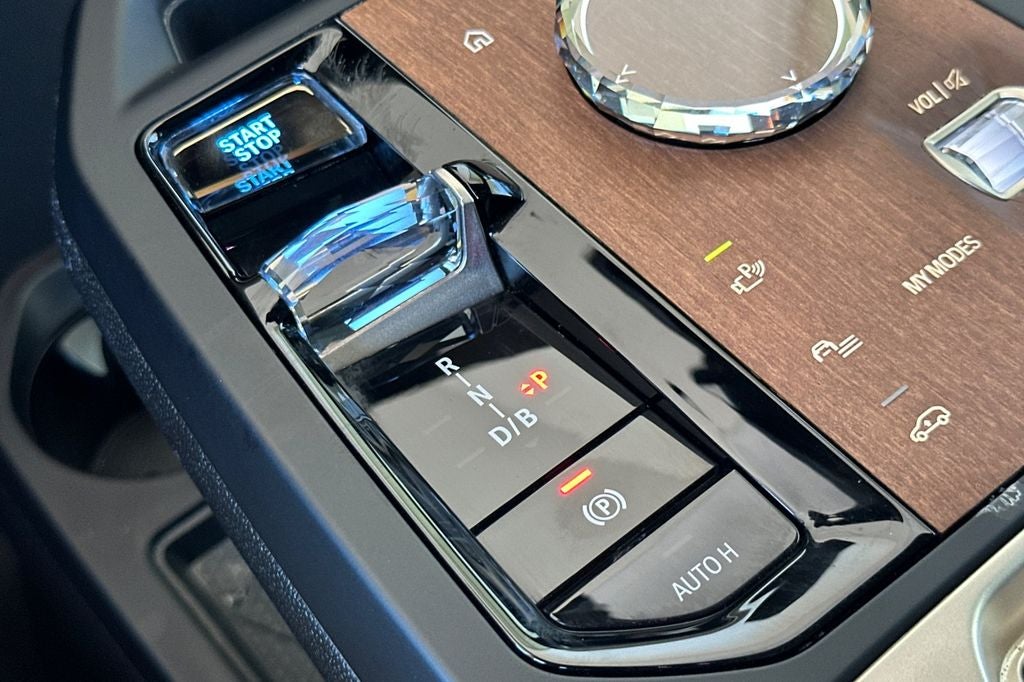2023 BMW iX M60