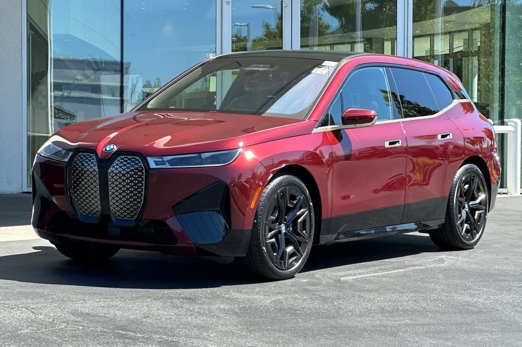 2023 BMW iX M60
