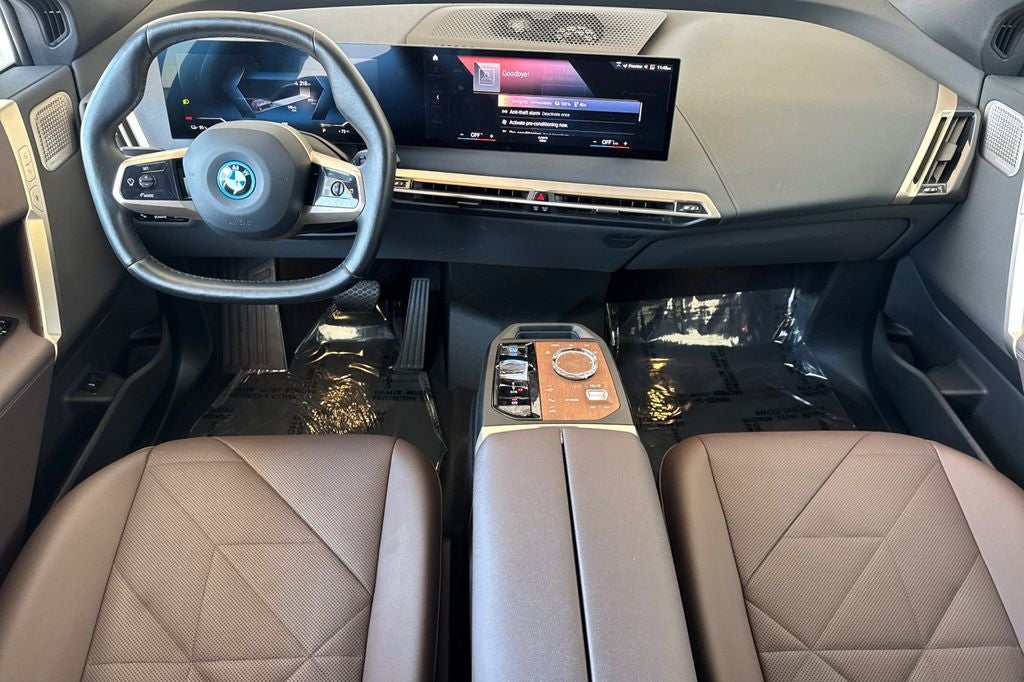 2023 BMW iX M60