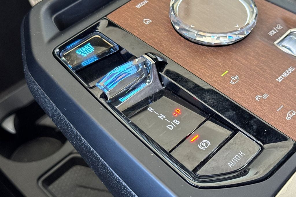 2023 BMW iX M60
