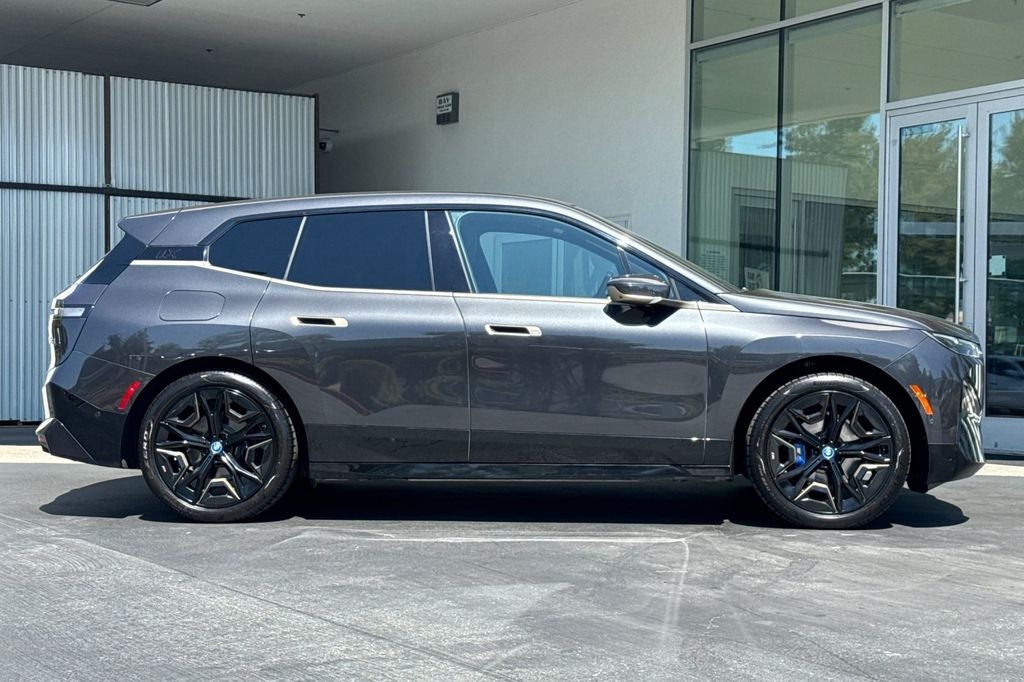 2023 BMW iX M60