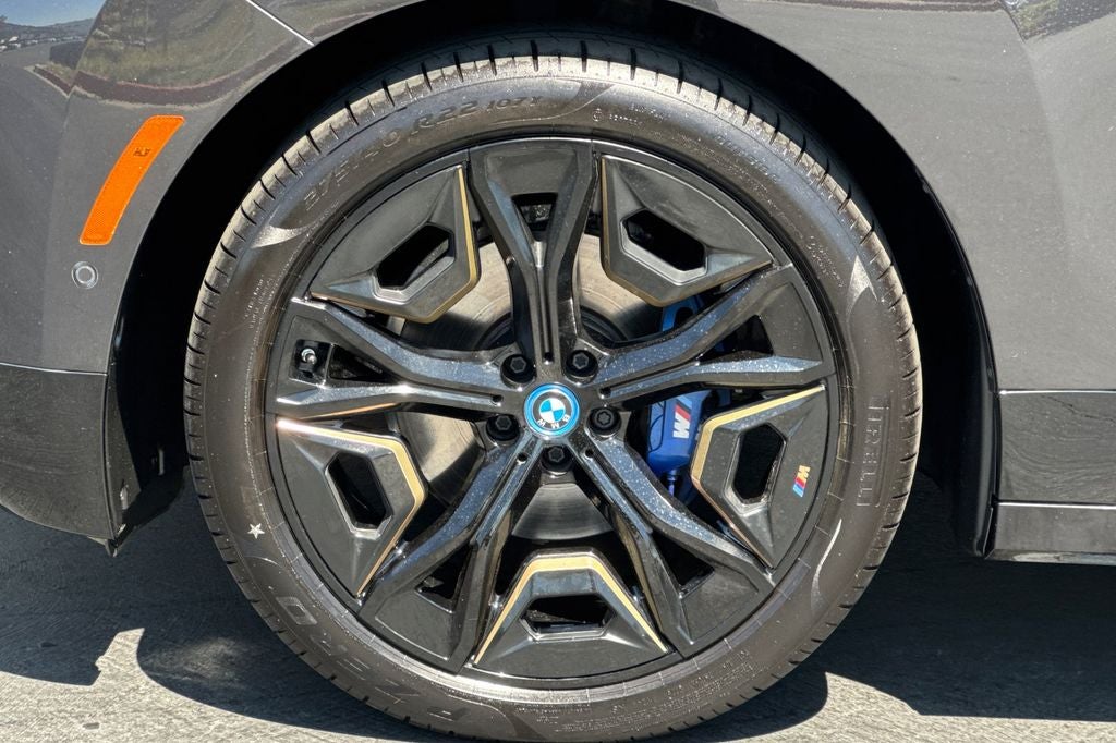 2023 BMW iX M60