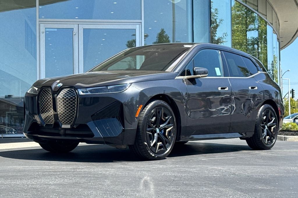 2023 BMW iX M60