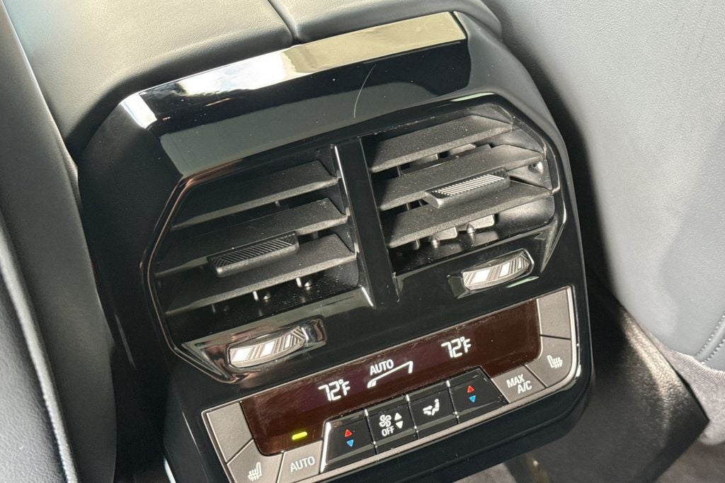 2023 BMW iX M60