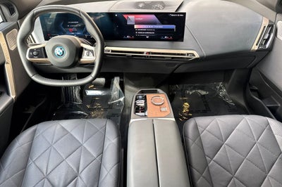2023 BMW iX M60