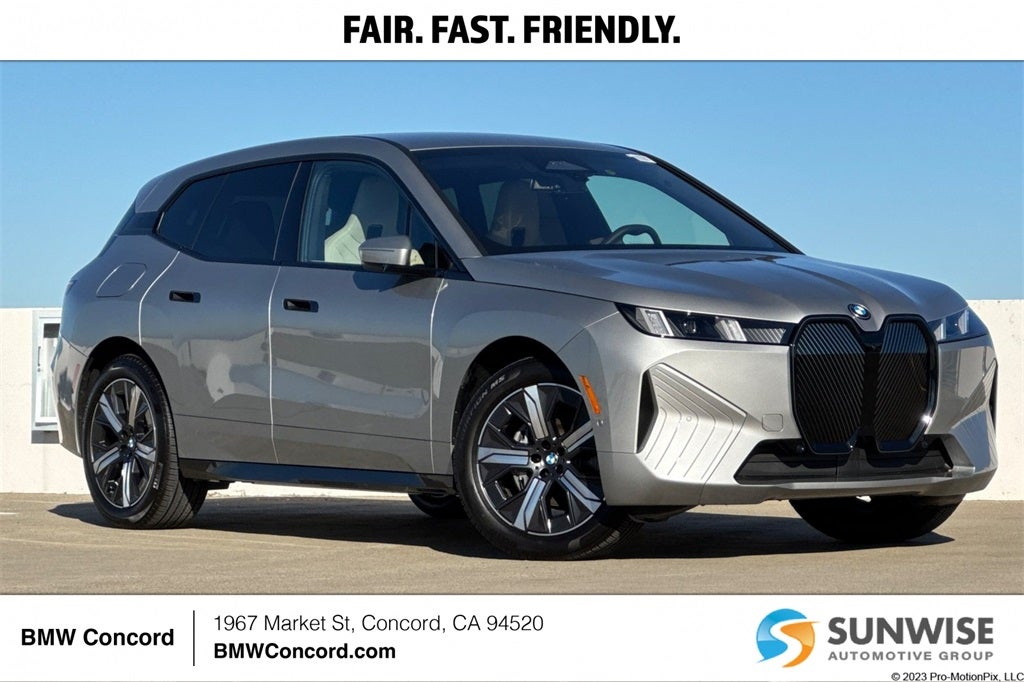 2026 BMW iX xDrive45