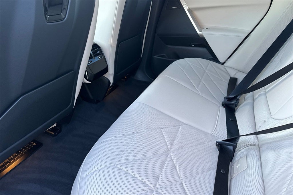 2026 BMW iX xDrive45