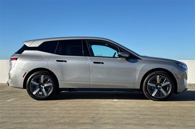 2026 BMW iX xDrive45