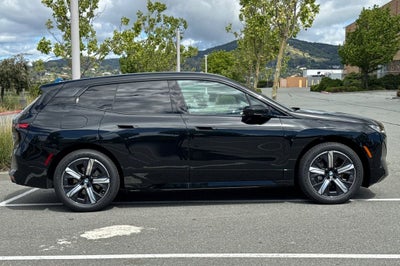 2026 BMW iX xDrive45