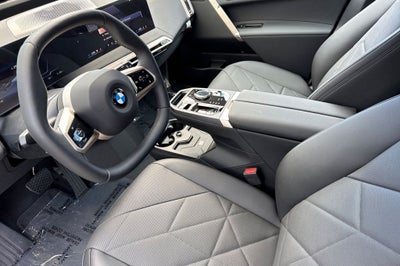2026 BMW iX xDrive45
