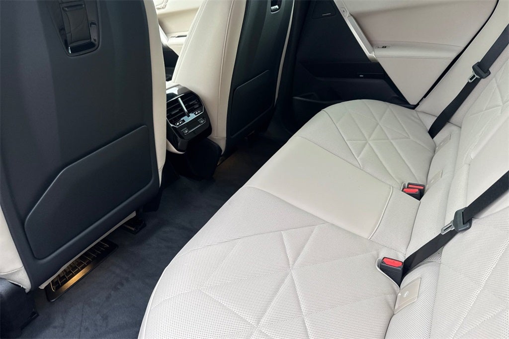 2026 BMW iX xDrive45