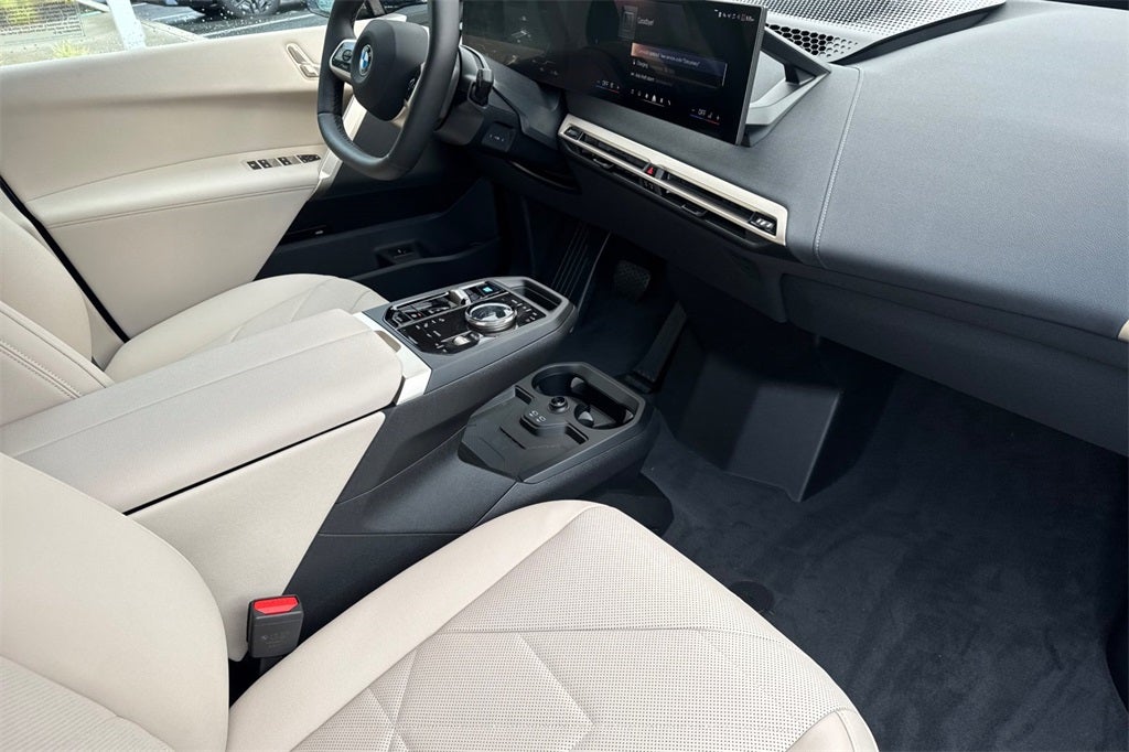2026 BMW iX xDrive45