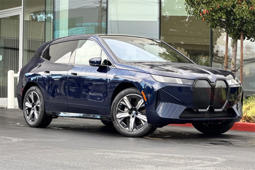 2026 BMW iX xDrive45