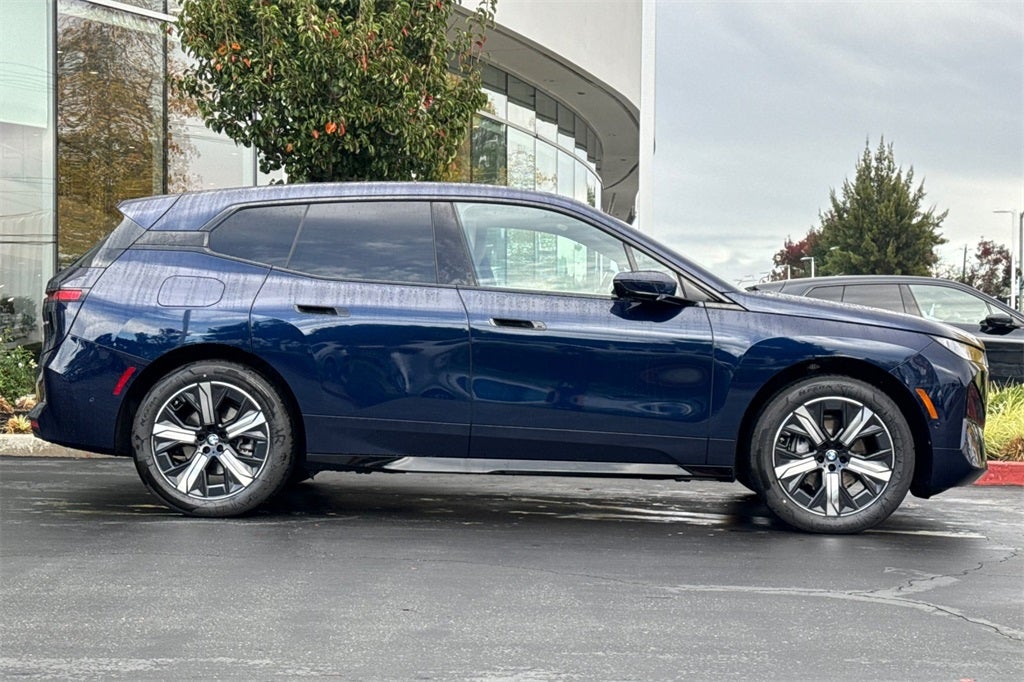 2026 BMW iX xDrive45