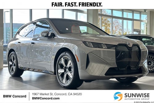 2026 BMW iX xDrive45