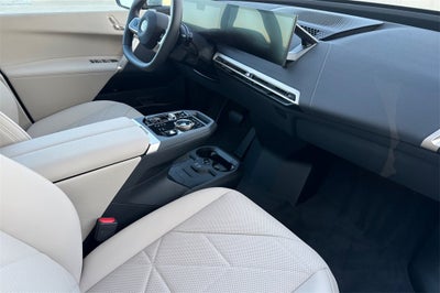 2026 BMW iX xDrive45