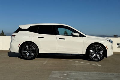 2026 BMW iX xDrive45