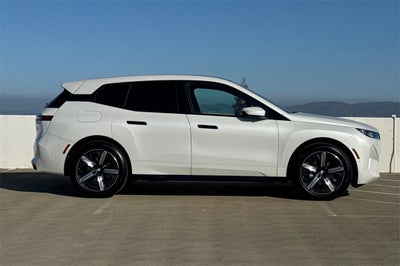 2026 BMW iX xDrive45