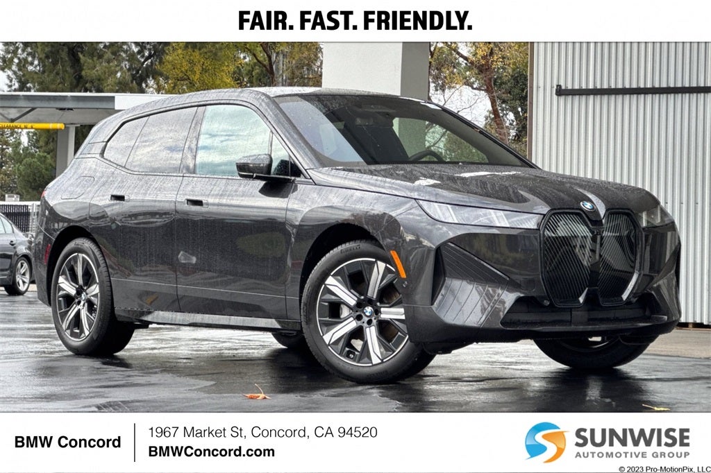 2026 BMW iX xDrive45