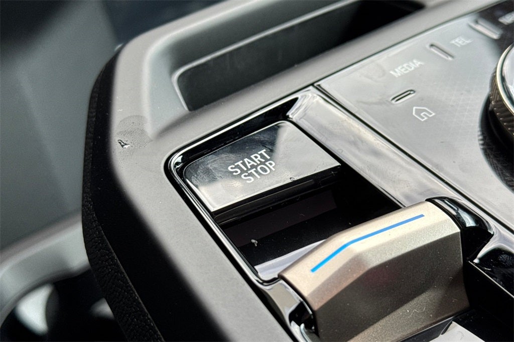 2026 BMW iX xDrive45