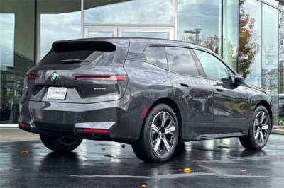 2026 BMW iX xDrive45