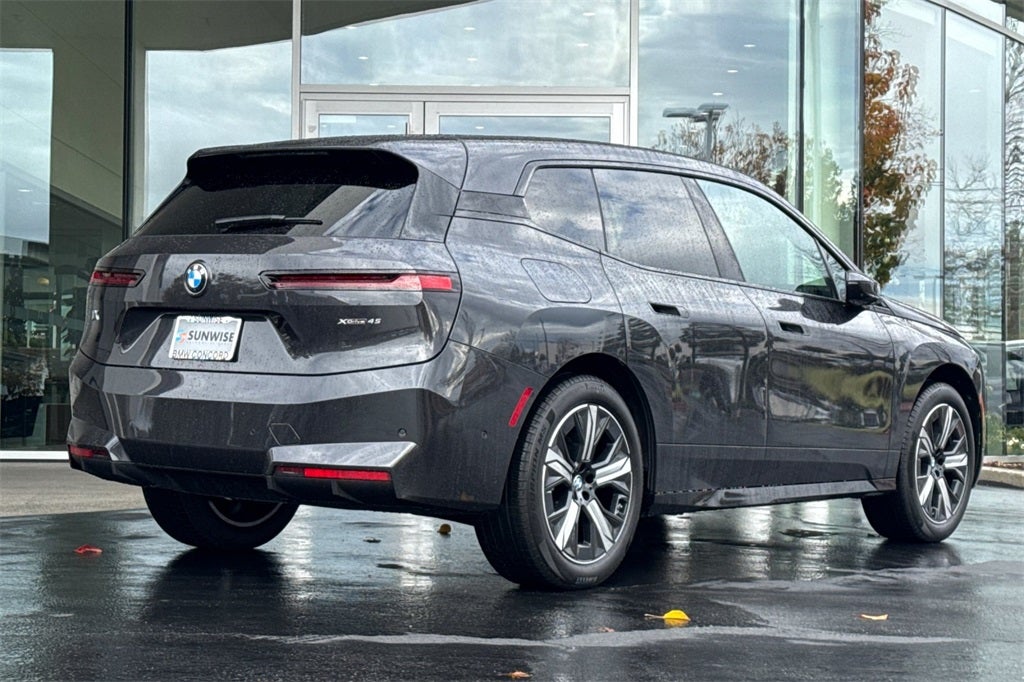2026 BMW iX xDrive45