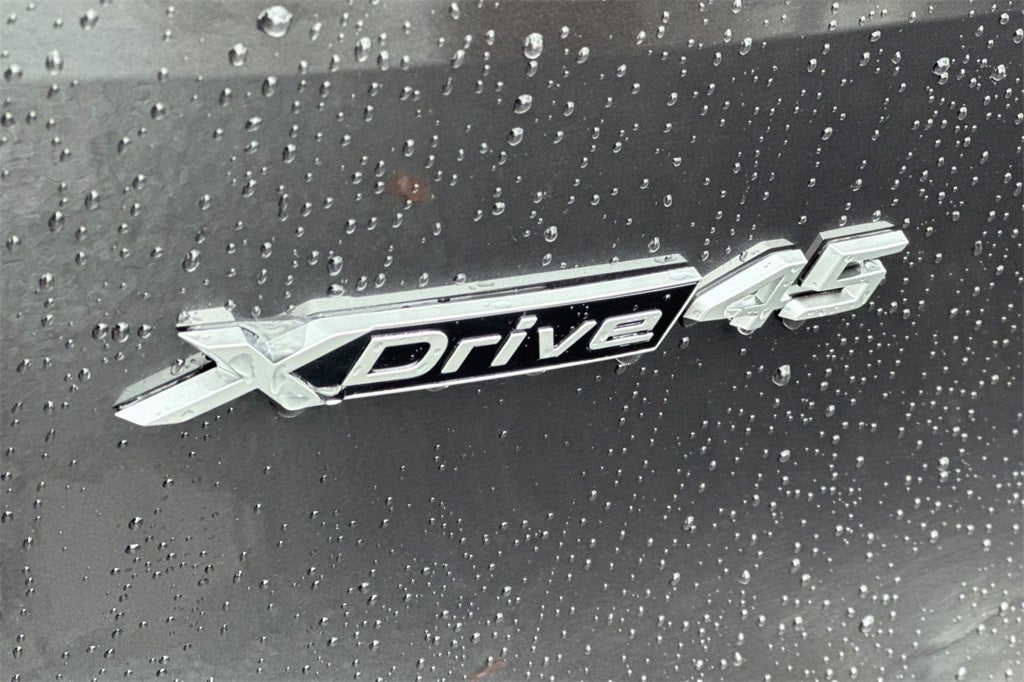 2026 BMW iX xDrive45