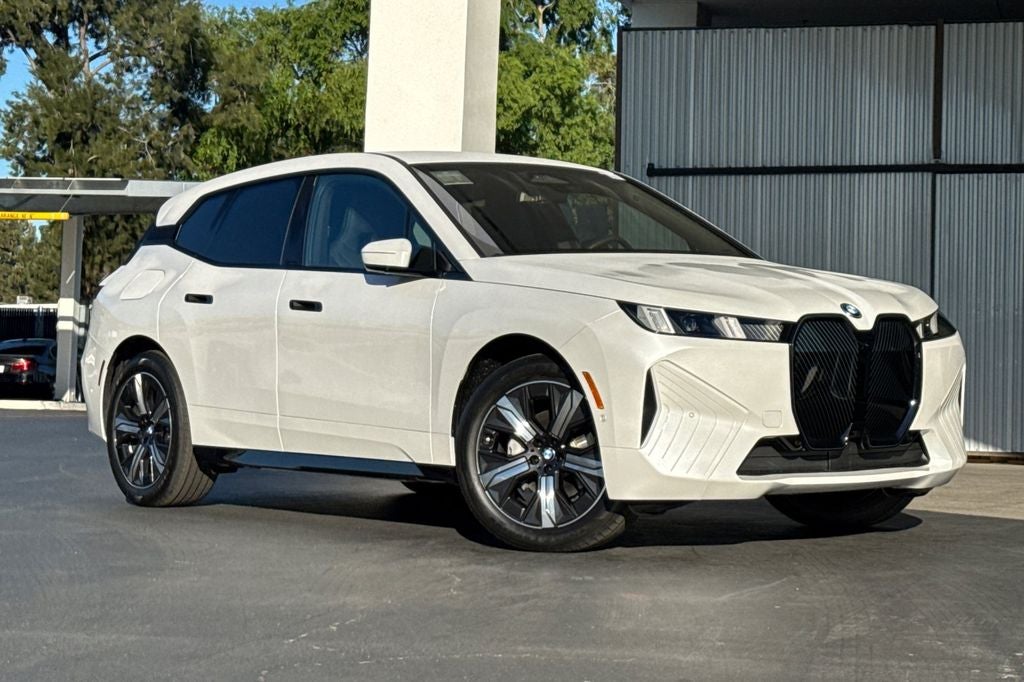2026 BMW iX xDrive45