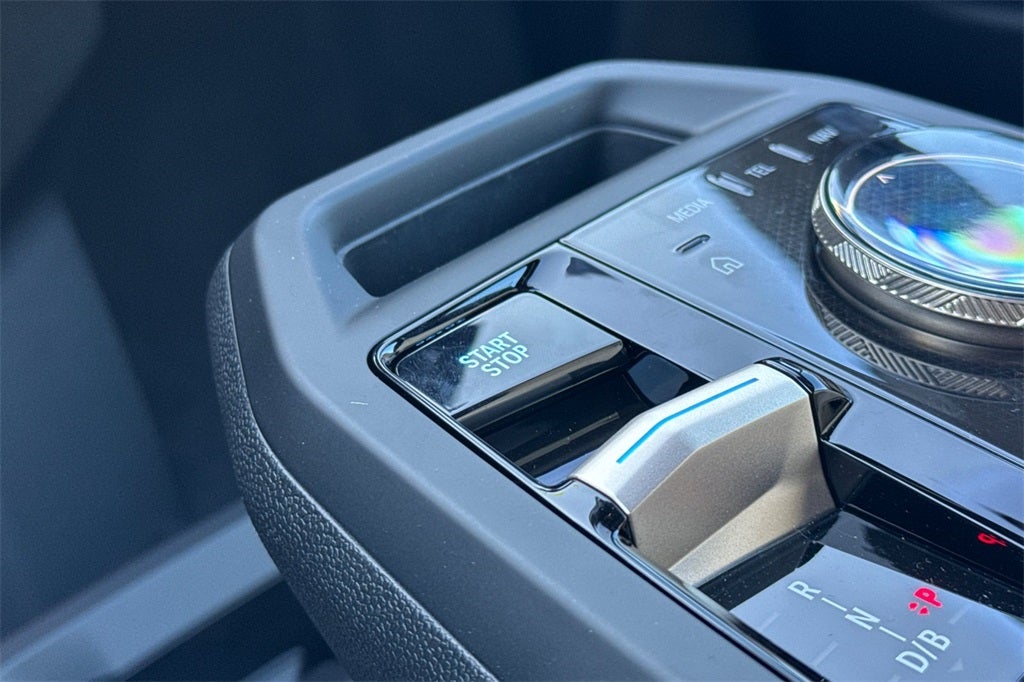 2026 BMW iX xDrive45