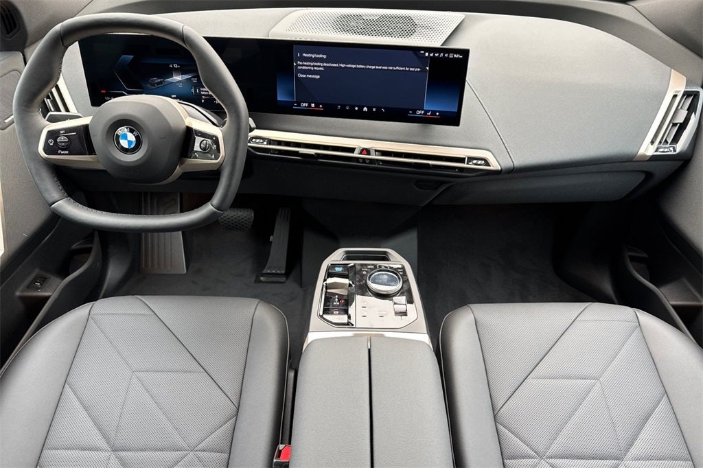2026 BMW iX xDrive45