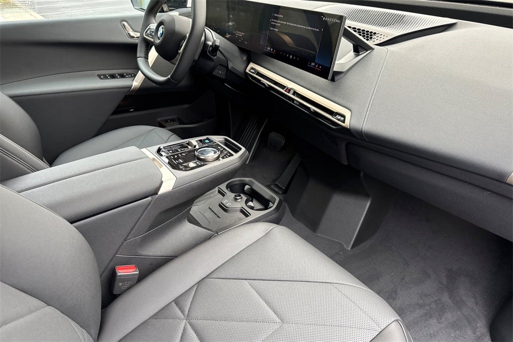 2026 BMW iX xDrive45