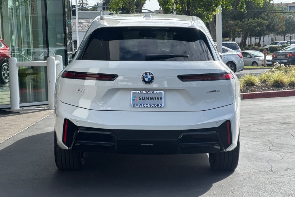 2026 BMW iX xDrive45