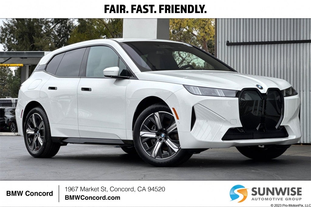 2026 BMW iX xDrive45