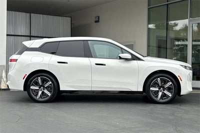 2026 BMW iX xDrive45