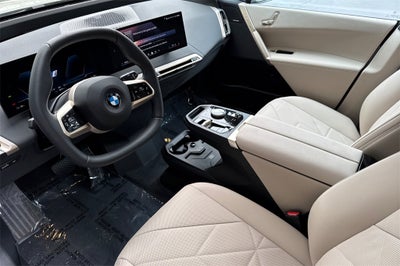 2026 BMW iX xDrive45