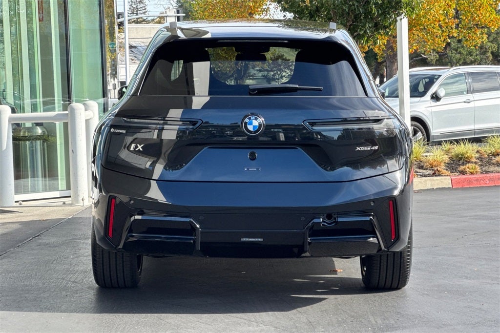 2026 BMW iX xDrive45