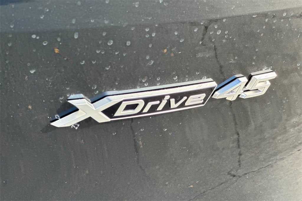 2026 BMW iX xDrive45