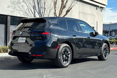 2026 BMW iX xDrive60