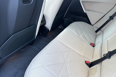 2026 BMW iX xDrive60